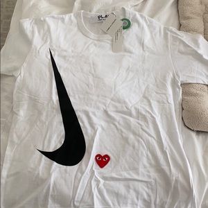 Comme des garcons t shirt men’s size L